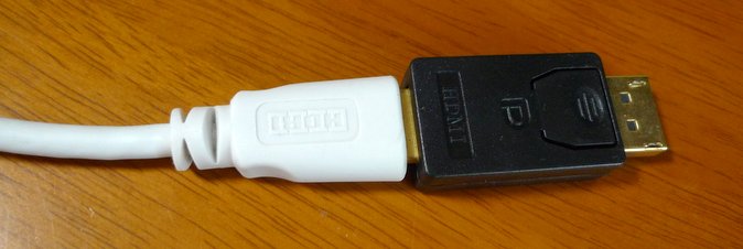 HDMIケーブルと接続