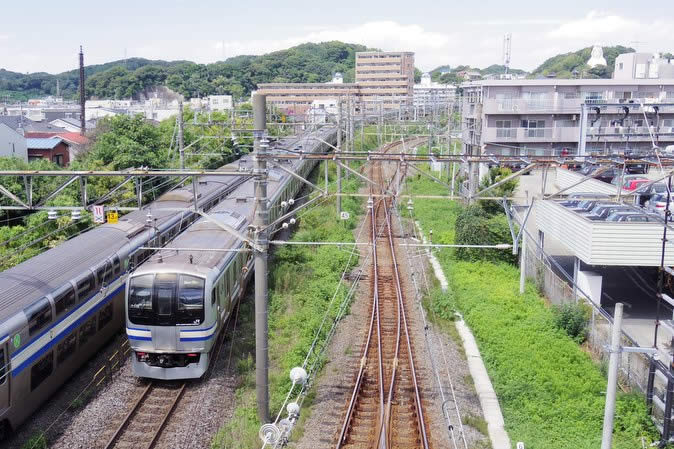 横須賀線と湘南モノレールの交差ポイント1